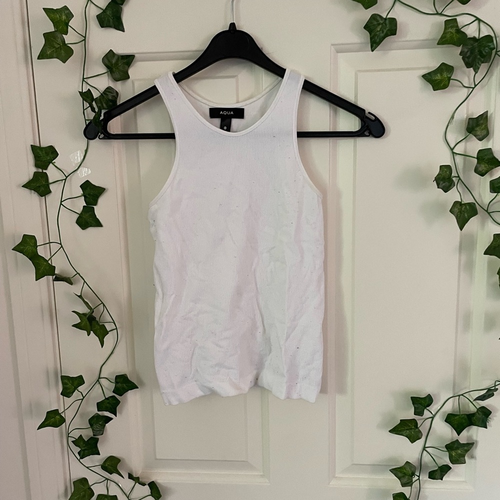 White tank